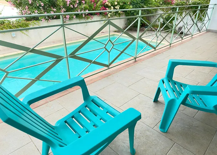 Appartement Logement Entier Avec Piscine