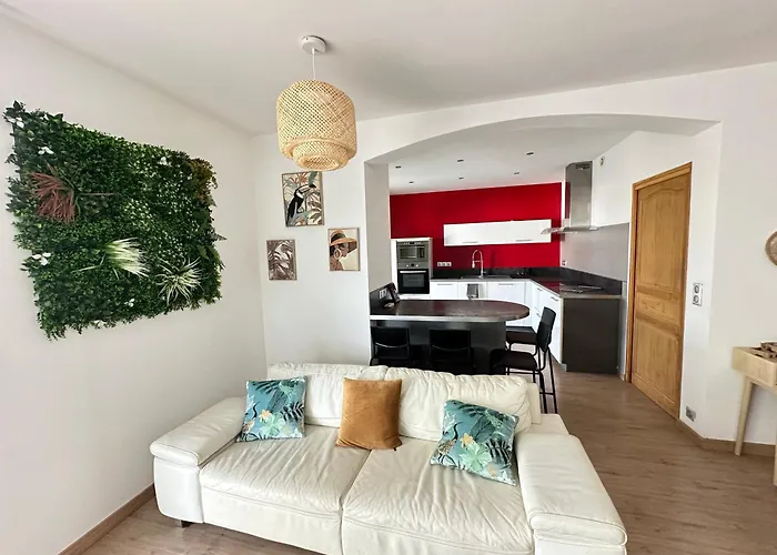 Appartement Logement Entier Avec Piscine